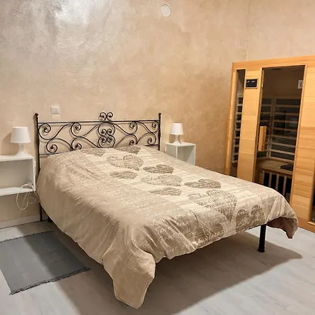 Indipendente Con Sauna Infrarossi In Cascina