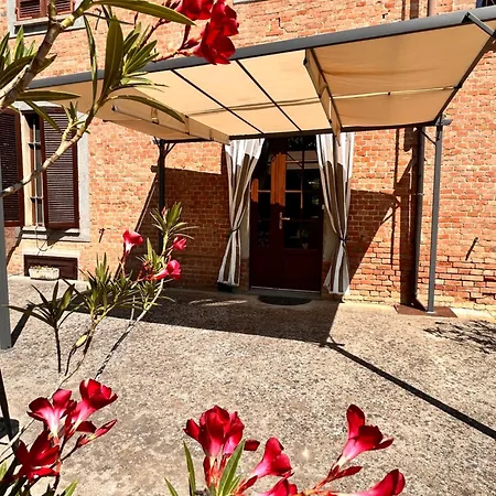 Indipendente Con Sauna Infrarossi In Cascina Daire