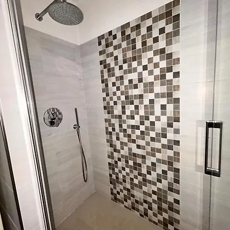 Indipendente Con Sauna Infrarossi In Cascina Lägenhet *