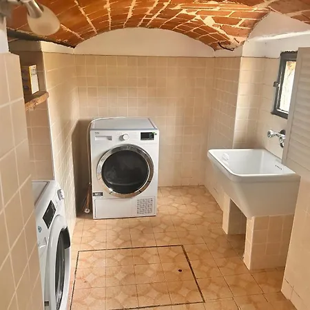 Indipendente Con Sauna Infrarossi In Cascina