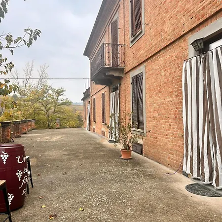 Indipendente Con Sauna Infrarossi In Cascina Lägenhet *